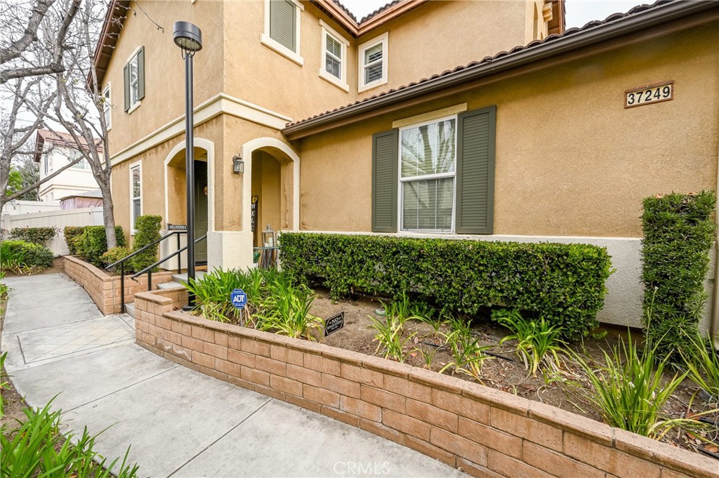 Photo 1 of 34 — 37249 Galileo Lane, Murrieta, CA 92563