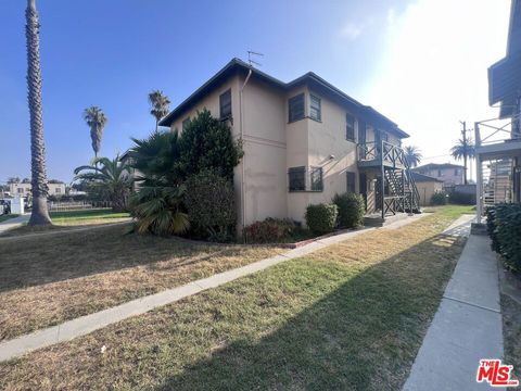 Photo of 6130 S Hobart Boulevard, Los Angeles, CA 90047 (MLS # 26704629)