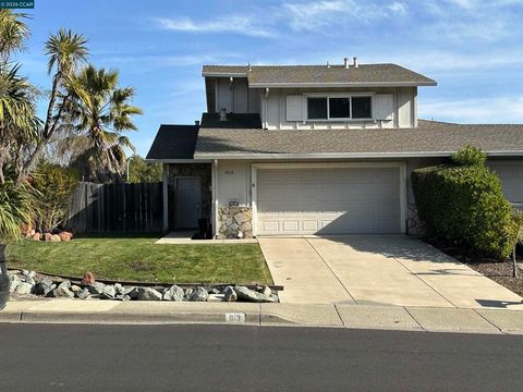 Photo of 813 LADERA CORTE, San Ramon, CA 94583 (MLS # 41129934)