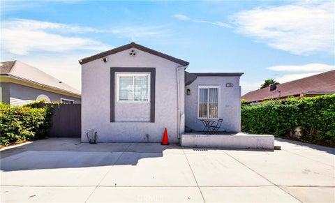 Photo of 1302 W 35th Pl, Los Angeles, CA 90007 (MLS # PW26208614)