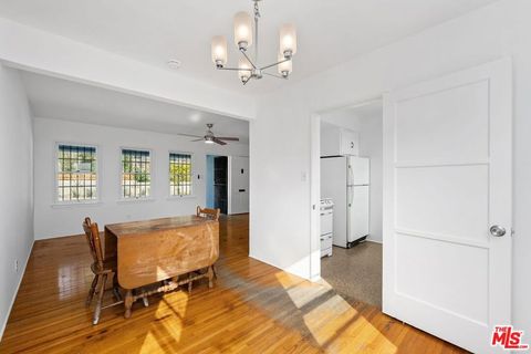 Tiny photo for 1770 Bryn Mawr Avenue, Santa Monica, CA 90405 (MLS # 25615725)