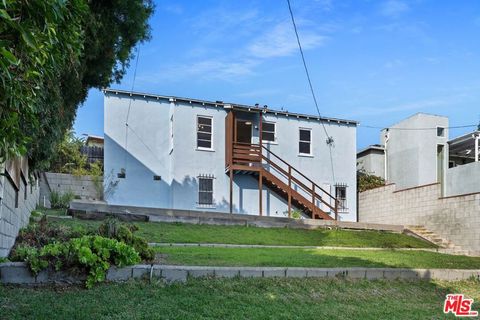 Tiny photo for 1770 Bryn Mawr Avenue, Santa Monica, CA 90405 (MLS # 25615725)