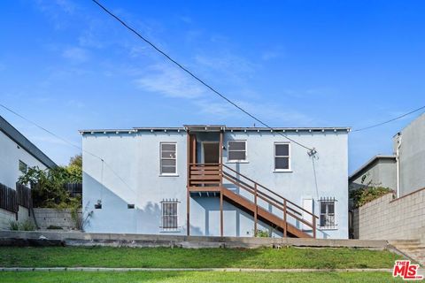 Tiny photo for 1770 Bryn Mawr Avenue, Santa Monica, CA 90405 (MLS # 25615725)