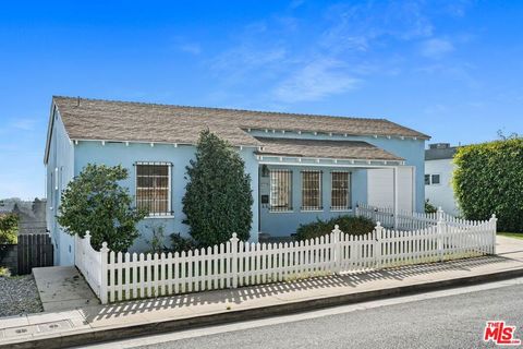 Tiny photo for 1770 Bryn Mawr Avenue, Santa Monica, CA 90405 (MLS # 25615725)