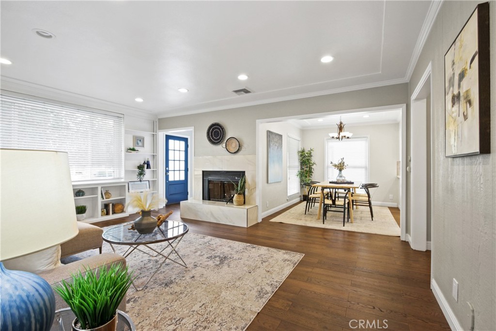 Artcraft Manor (AM) - Residential