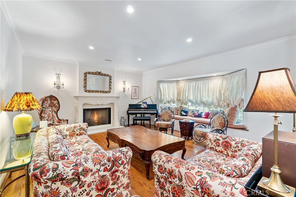 Properties 4 4142 Dixie Canyon Avenue