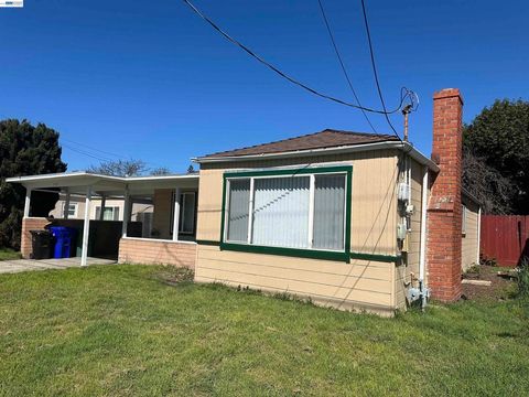 Tiny photo for 4363 4363 Wesley Way Way, El Sobrante, CA 94803 (MLS # 41125767)