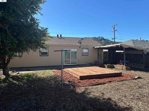 Tiny photo for 4363 4363 Wesley Way Way, El Sobrante, CA 94803 (MLS # 41125767)
