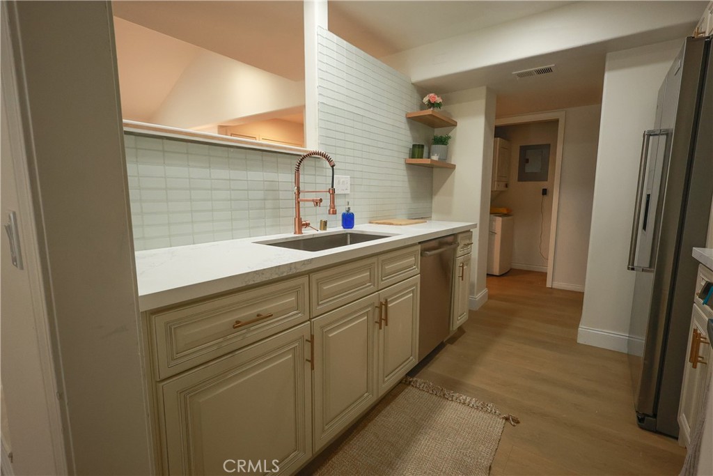 6670 Cozy Wood Court