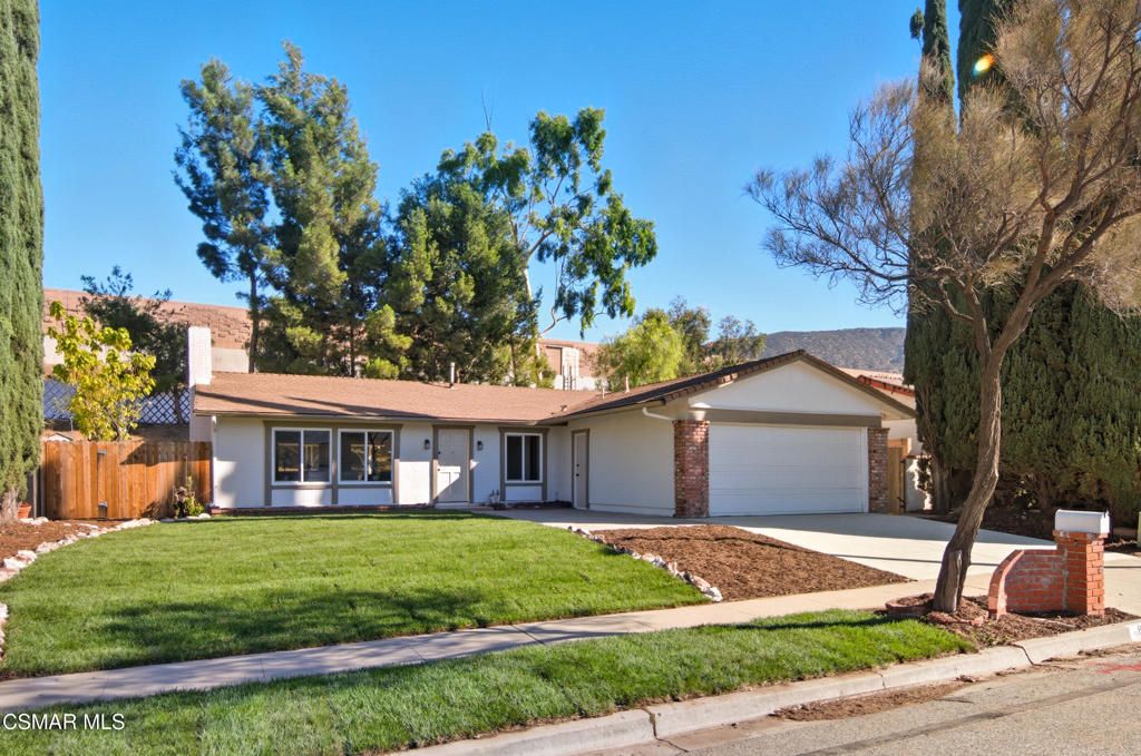 Photo of 6417 Keystone Street, Simi Valley, CA 93063 (MLS # 225005172)