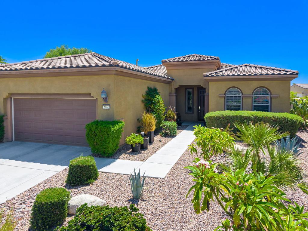 39592 Camino Arbusto