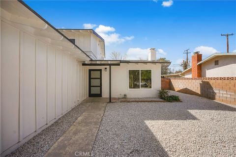 836 E Pillsbury Lancaster CA 93535