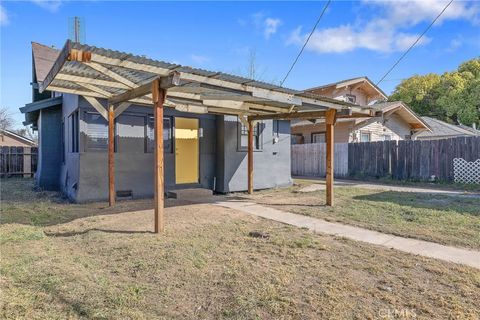 Tiny photo for 1247 N Ferger Avenue, Fresno, CA 93728 (MLS # FR26050081)