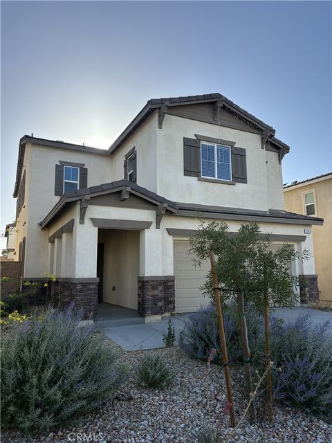 Photo of 12918 Echo Valley Street, Victorville, CA 92392 (MLS # CV26139583)