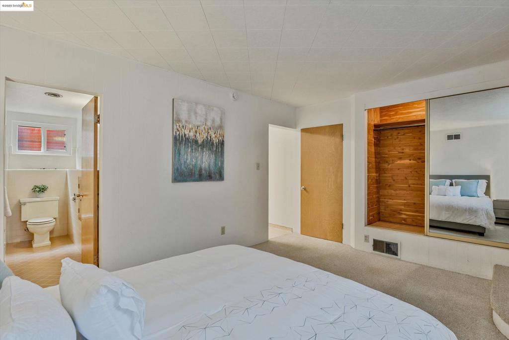 REDWOOD HEIGHTS - Residential
