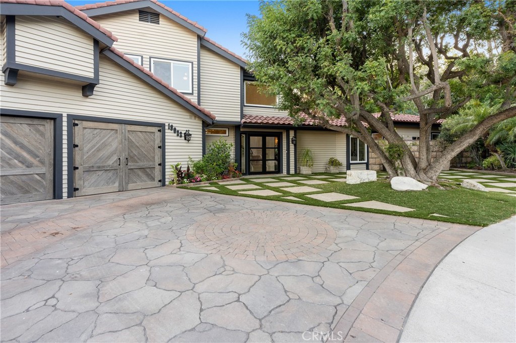19022 Shamrock Lane