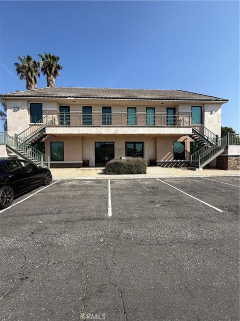 Photo of 116 N Vineyard Ave, Ontario, CA 91764 (MLS # CV26080524)