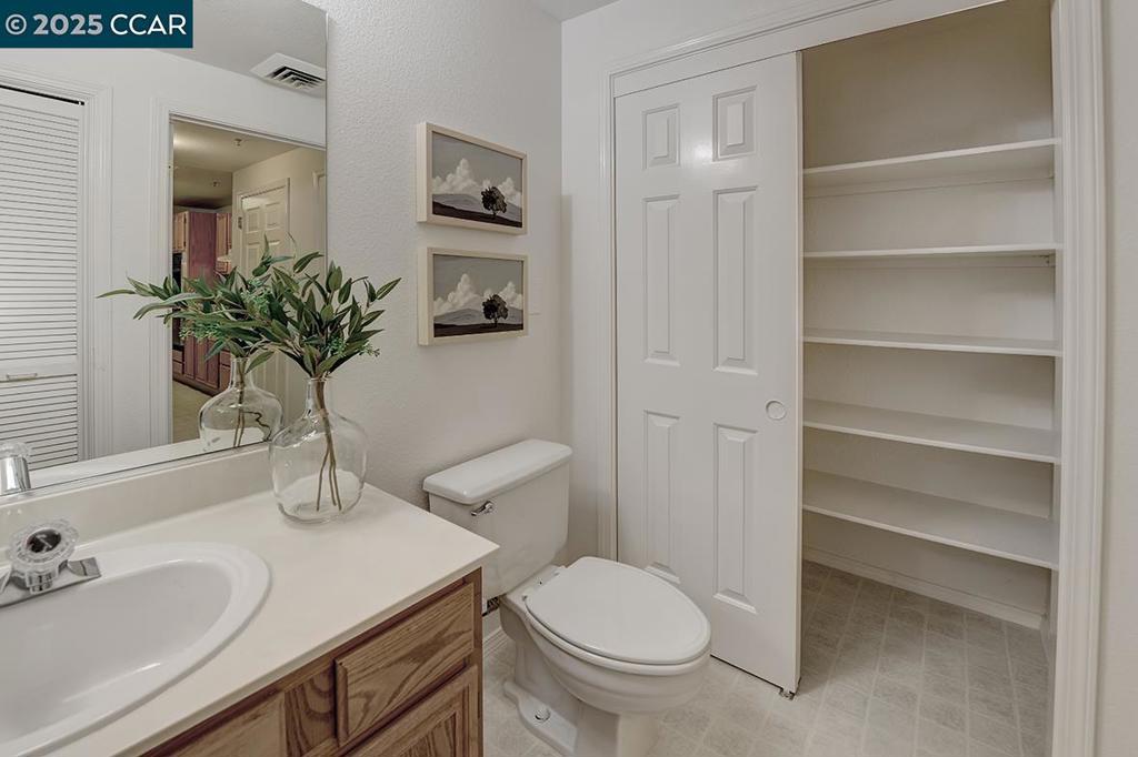 ROSSMOOR - Residential