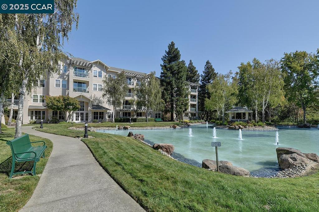 ROSSMOOR - Residential