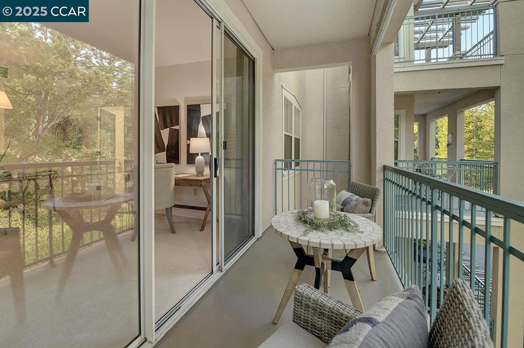 ROSSMOOR - Residential