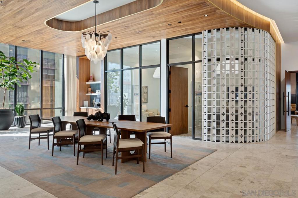 Downtown - Residential Lease