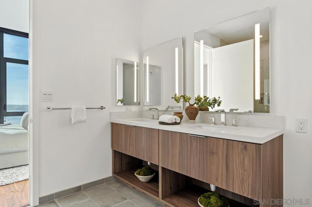 Downtown - Residential Lease