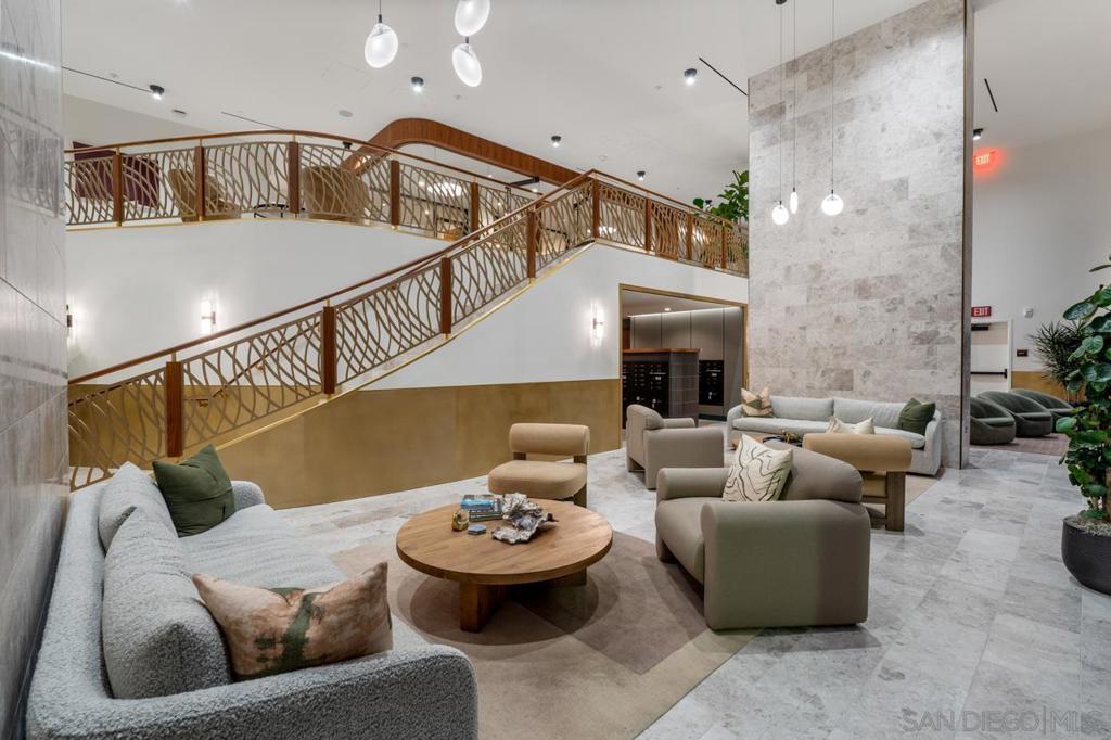 Downtown - Residential Lease