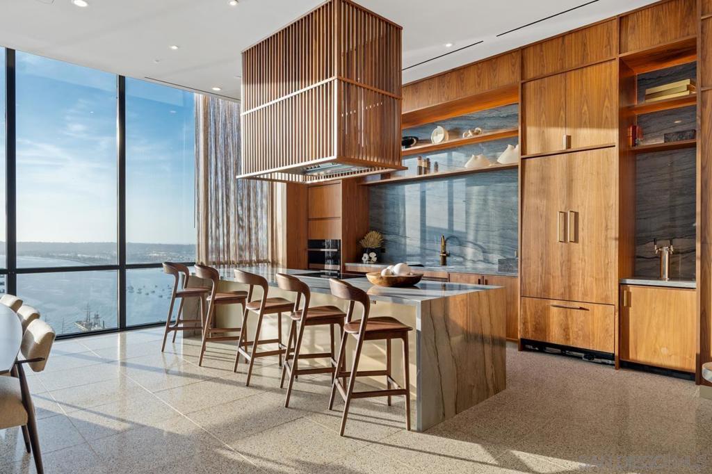 Downtown - Residential Lease