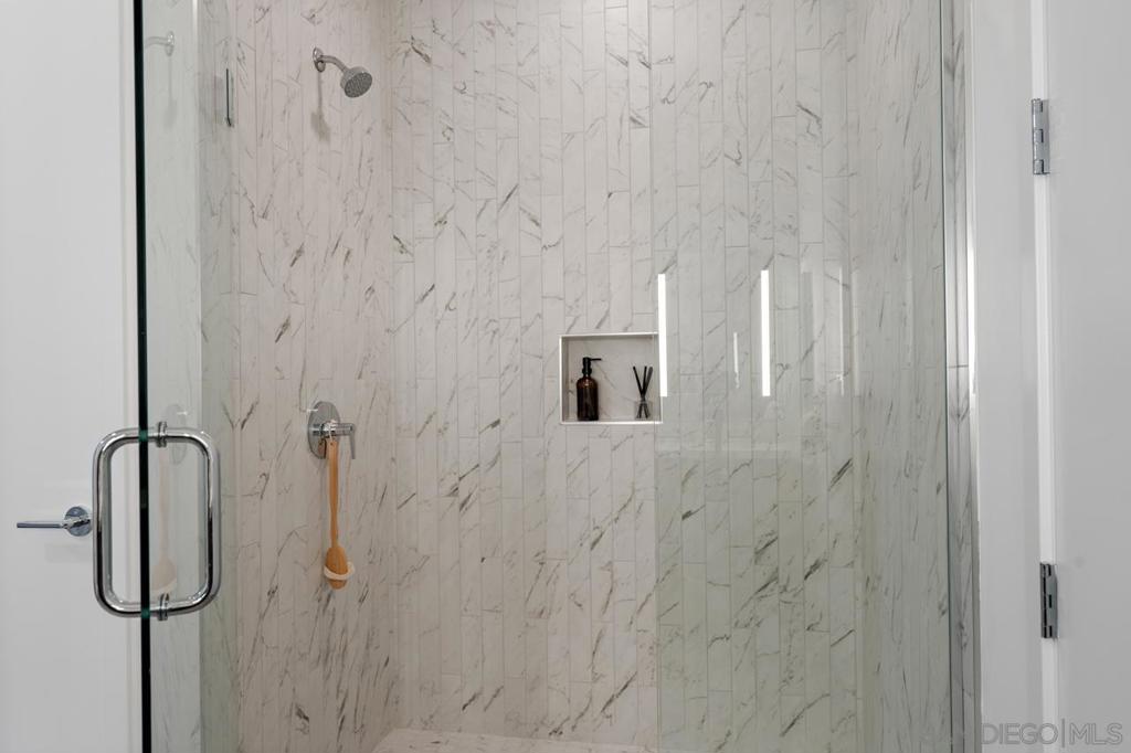 Downtown - Residential Lease