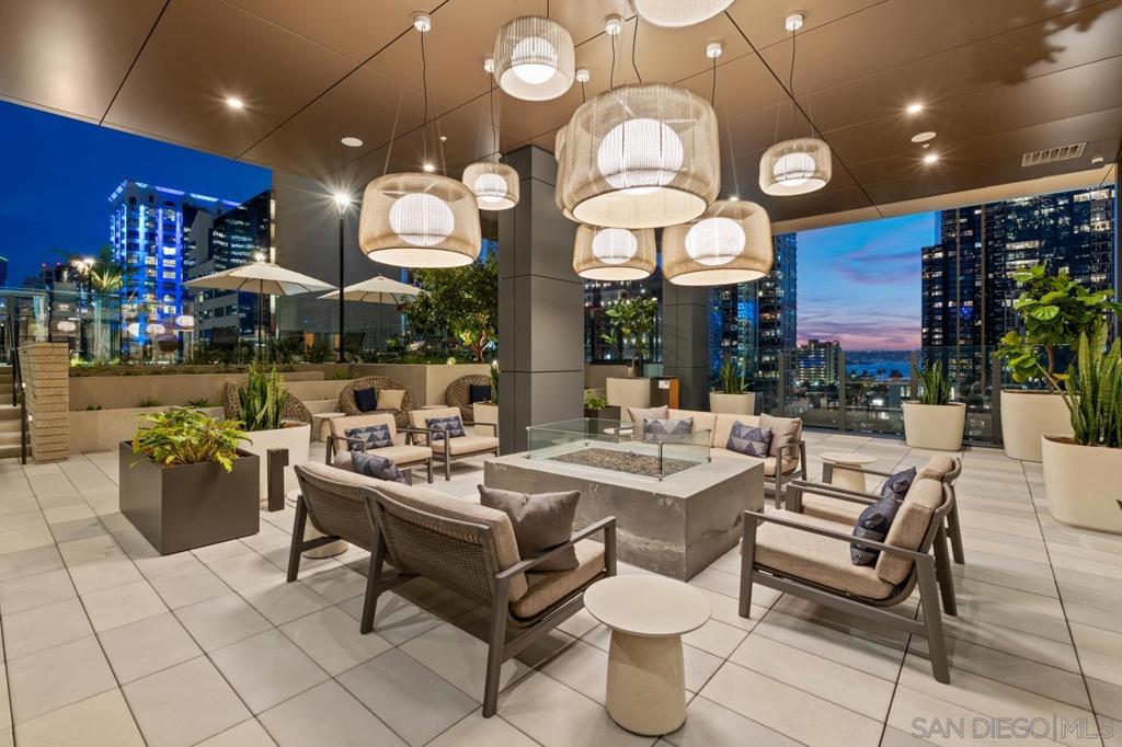 Downtown - Residential Lease