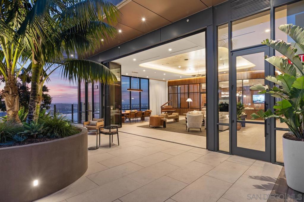 Downtown - Residential Lease