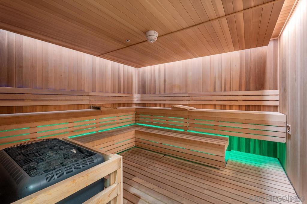 Downtown - Residential Lease