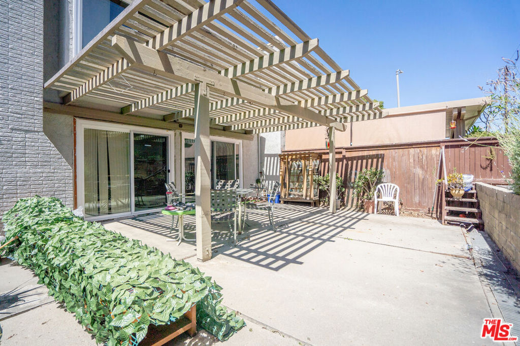 12203 Santa Gertrudes Avenue 64