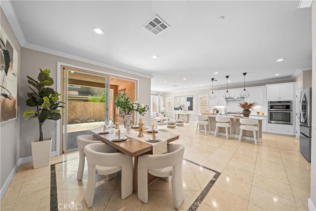 4883 S Bountiful