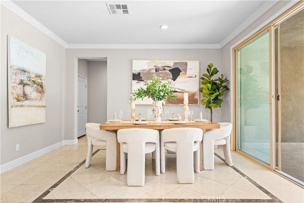 4883 S Bountiful