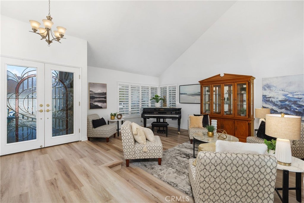 23322 Desert Wood