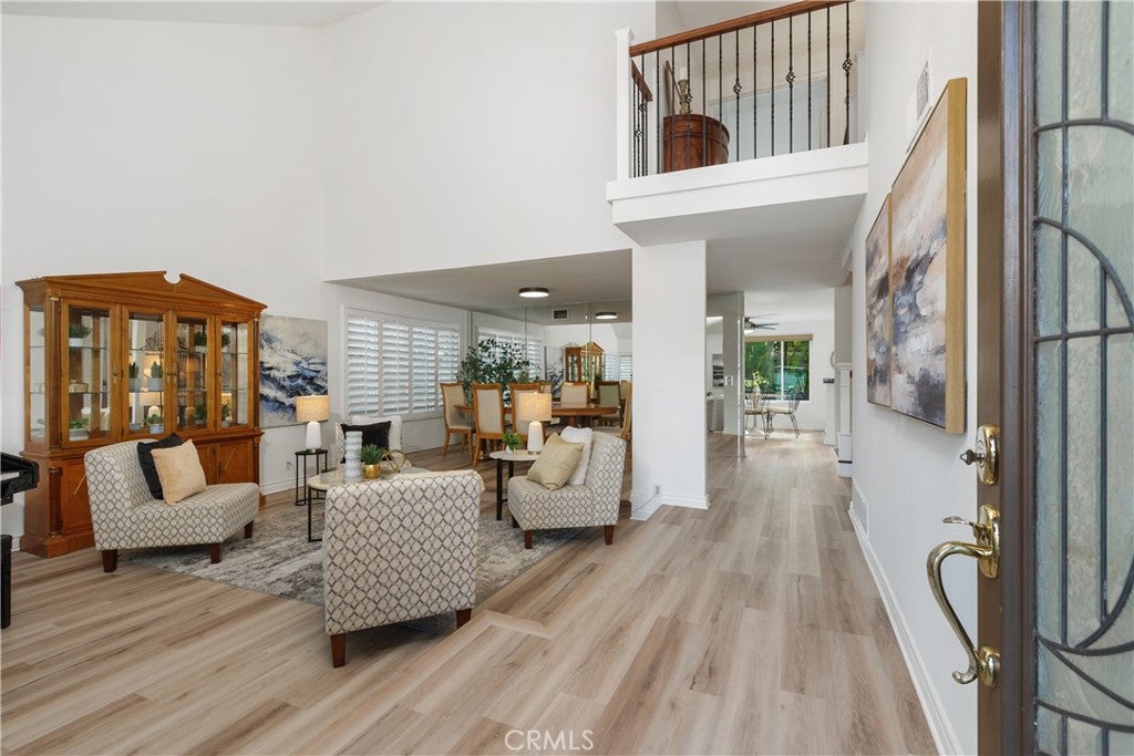 23322 Desert Wood