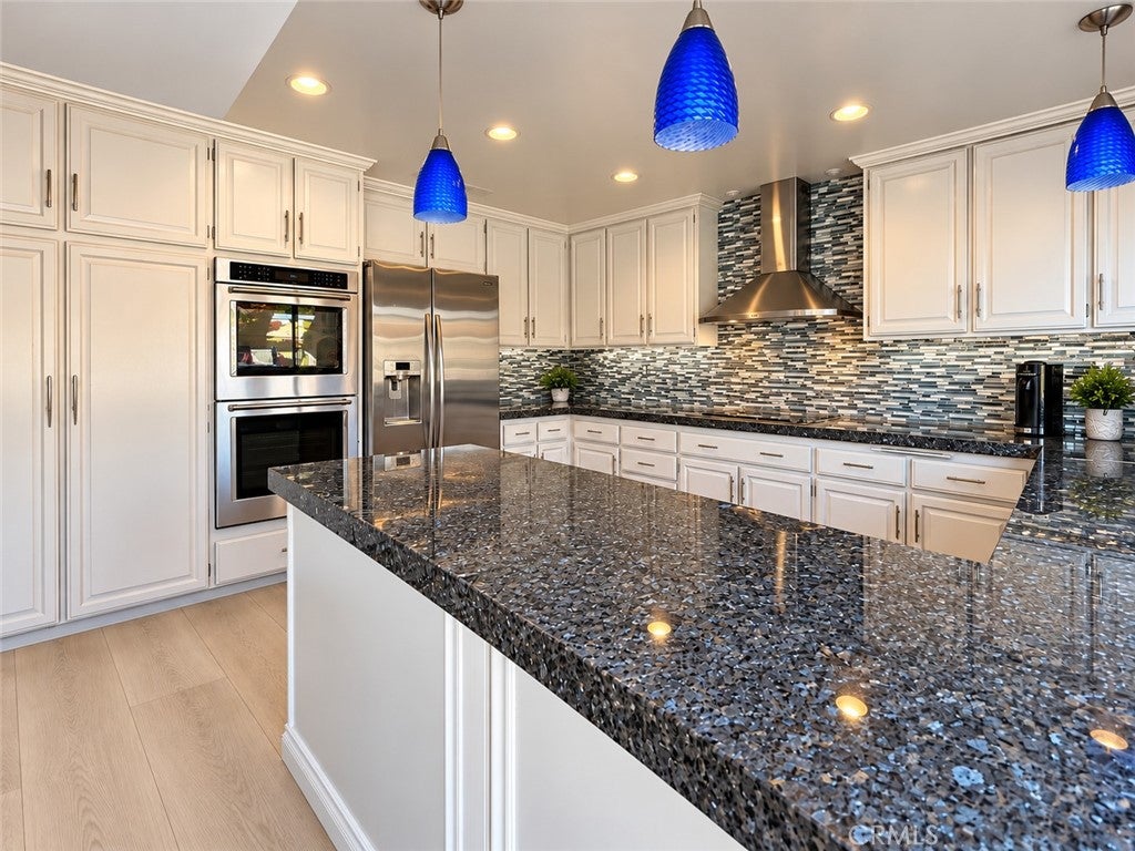 23322 Desert Wood