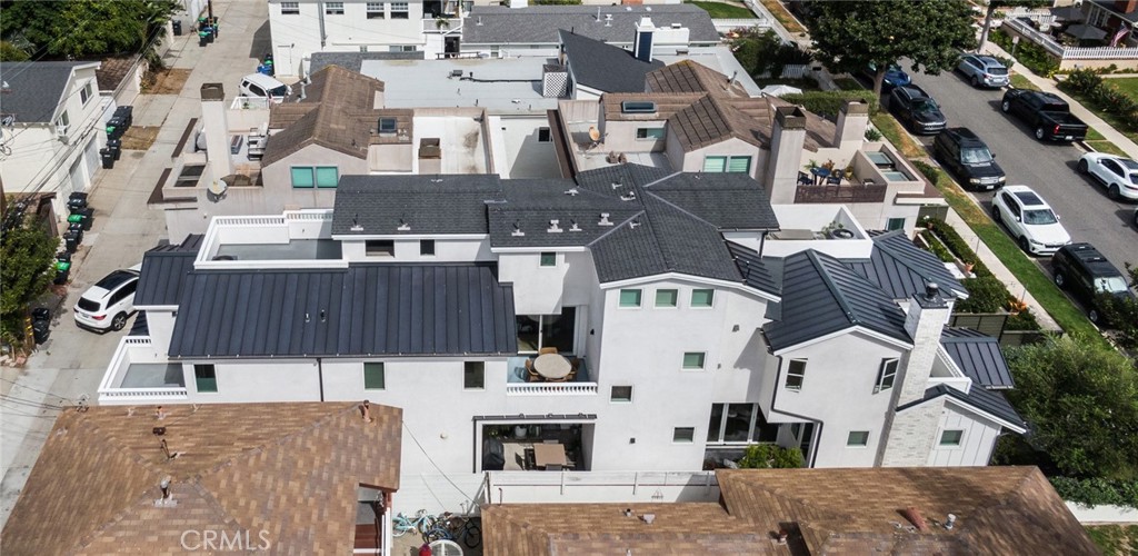 Corona del Mar North of PCH (CNHW) - Residential