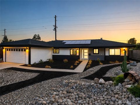 Photo of 1921 Wheaton AVE, Claremont, CA 91711 (MLS # TR26098122)