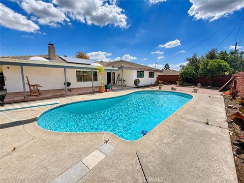 Photo of 1921 Wheaton AVE, Claremont, CA 91711 (MLS # TR26098122)