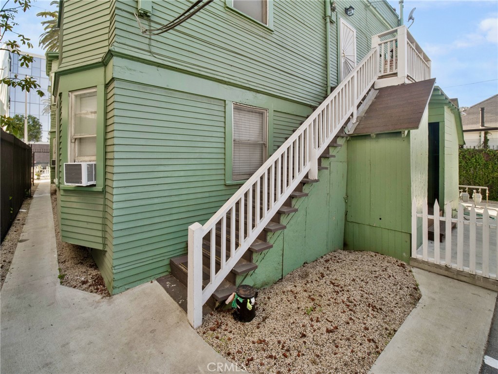 545 W 3rd Street