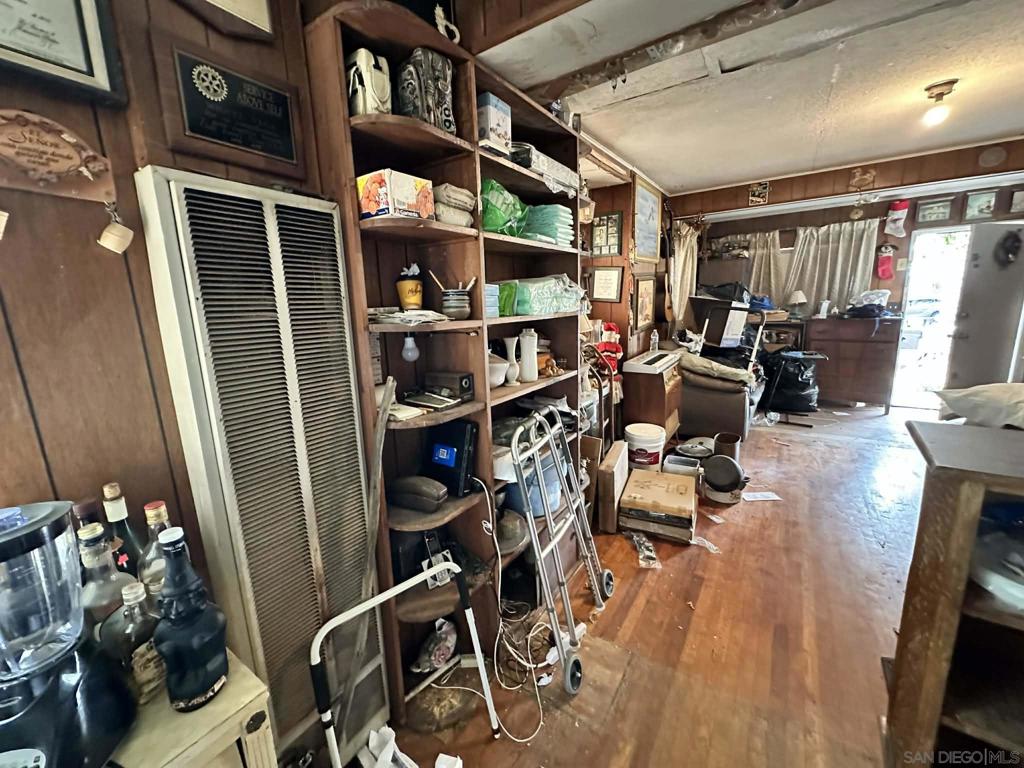 51 42nd St