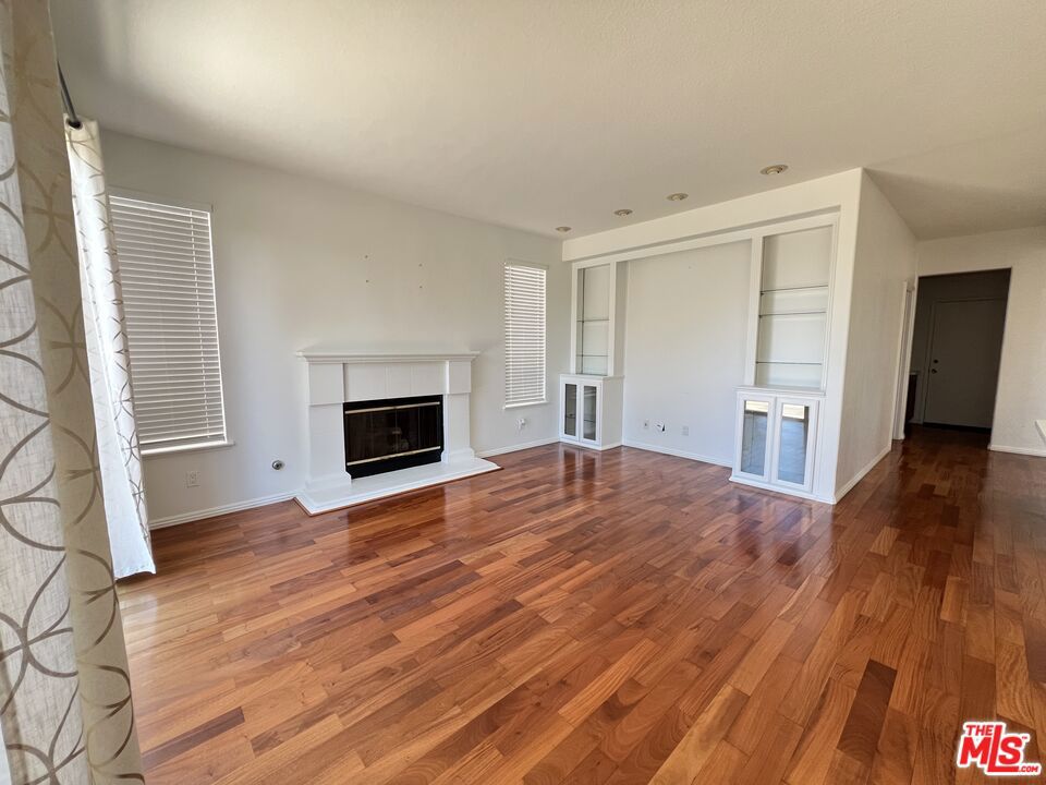 18449 Buttonwood Lane