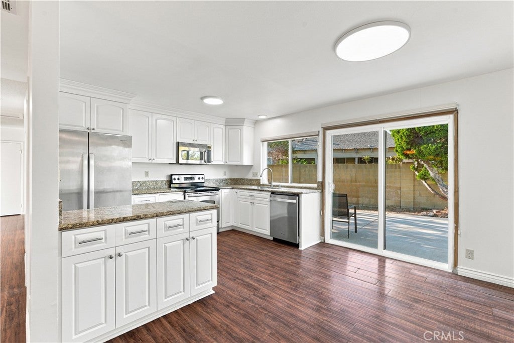 12353 Cantrece
