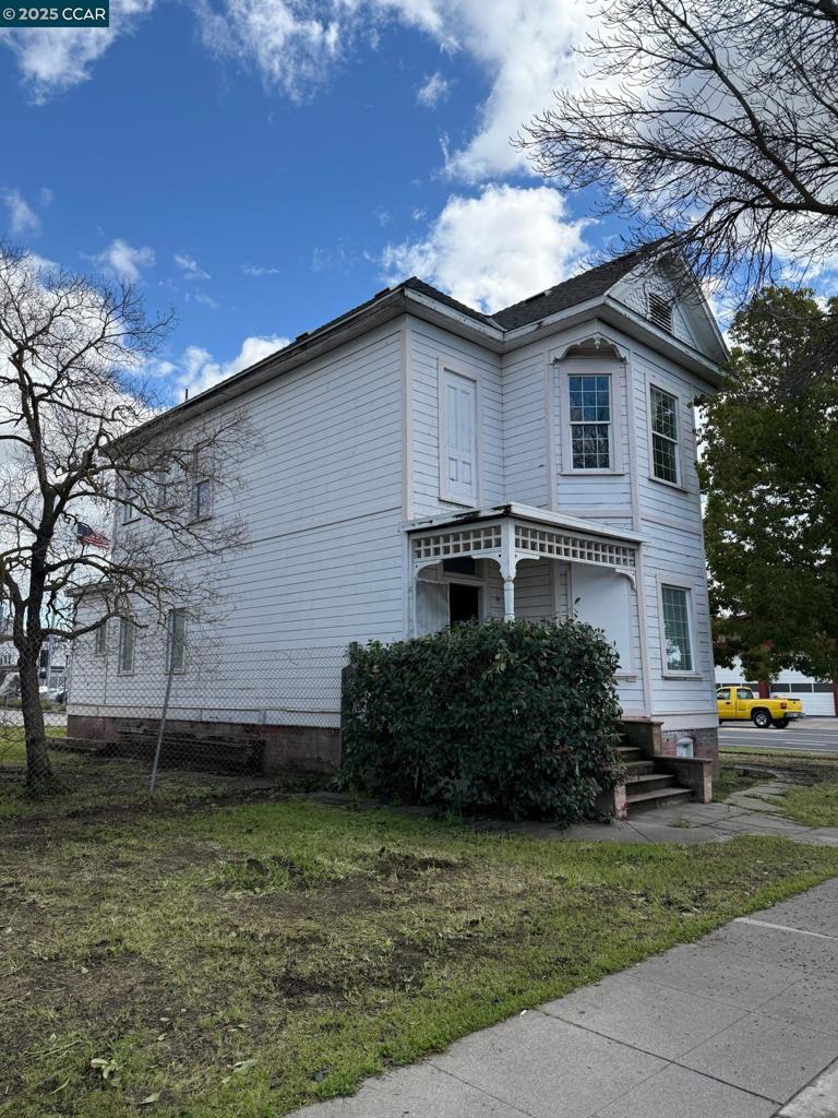 161 S 3Rd Ave