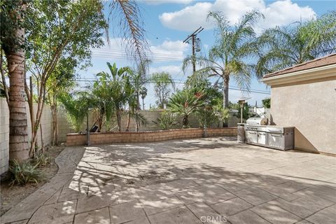 Tiny photo for 7659 Coldwater Canyon Court, North Hollywood, CA 91605 (MLS # SR26047329)