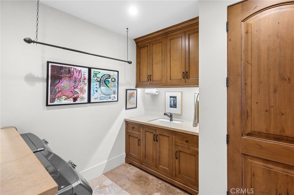 2100 Crestview Drive, Laguna Beach CA 92651 - Photo 29