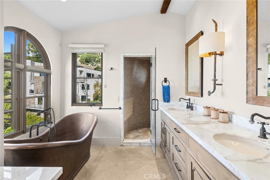 2100 Crestview Drive, Laguna Beach CA 92651 - Photo 21