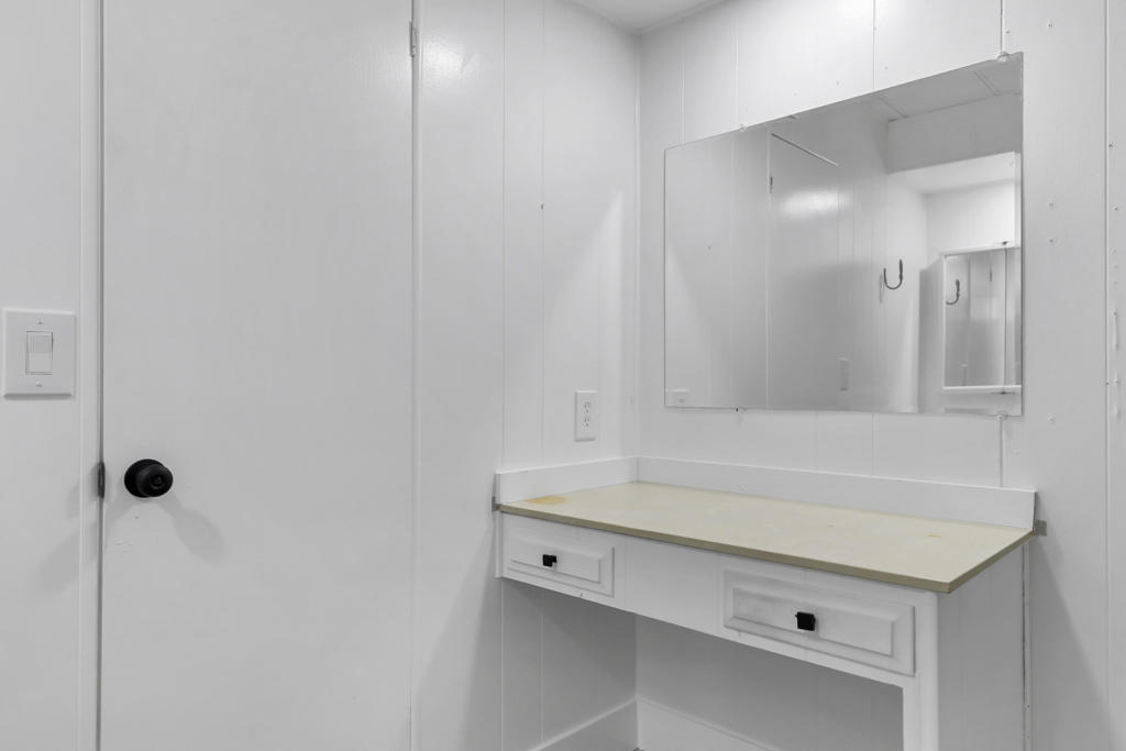 Horizon Mh Village - Manufactured In Park